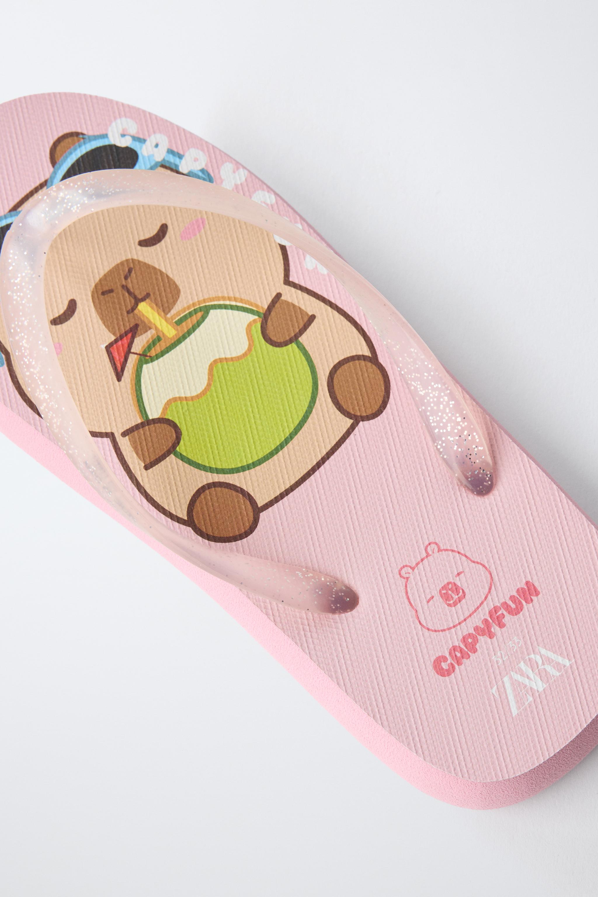 CLAQUETTES DE BAIN CAPIBARA CAPYFUN ©